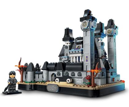 LEGO® Wednesday Академия Nevermore 76788 