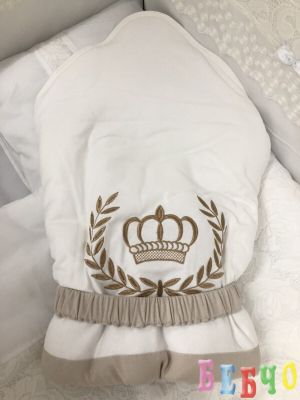 Луксозна бебешка пелена - портбебе с панделка и бродерии КОРОНА