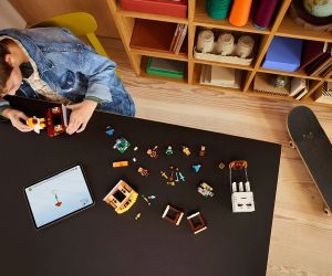 LEGO® Minecraft® Нападението на огнения призрак 21273