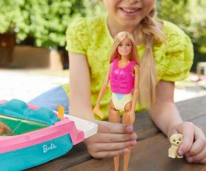 Barbie® Комплект Лодка с кукла
