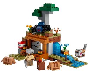 LEGO® Minecraft™  Минна експедиция с броненосец 21269