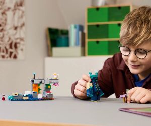 LEGO® Minecraft® Среща с Пазача 21274 