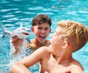 Zuru Robo Alive Shark Attack Series 1 Робо бяла акула