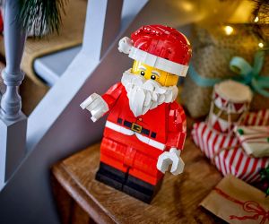 LEGO® Iconic Голяма минифигура на Дядо Коледа 40820